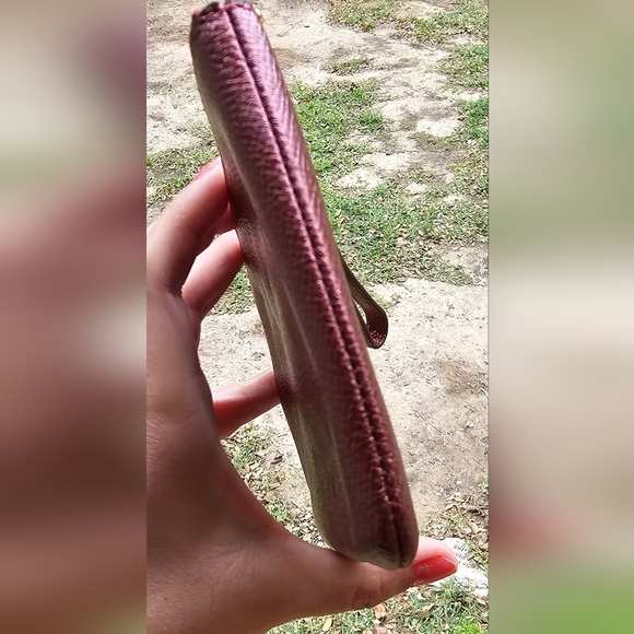 Coach Metallic Cherry Leather wristlet New without tags - Picture 10 of 16